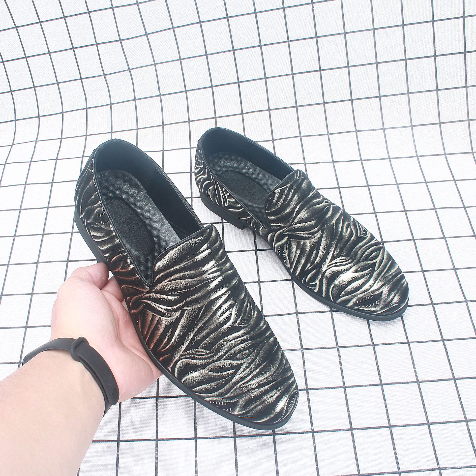 �ָ�Ь�ж���Ӣ����������һ�ŵ�ƤЬ���귢��ʦ��װ��Ь7971