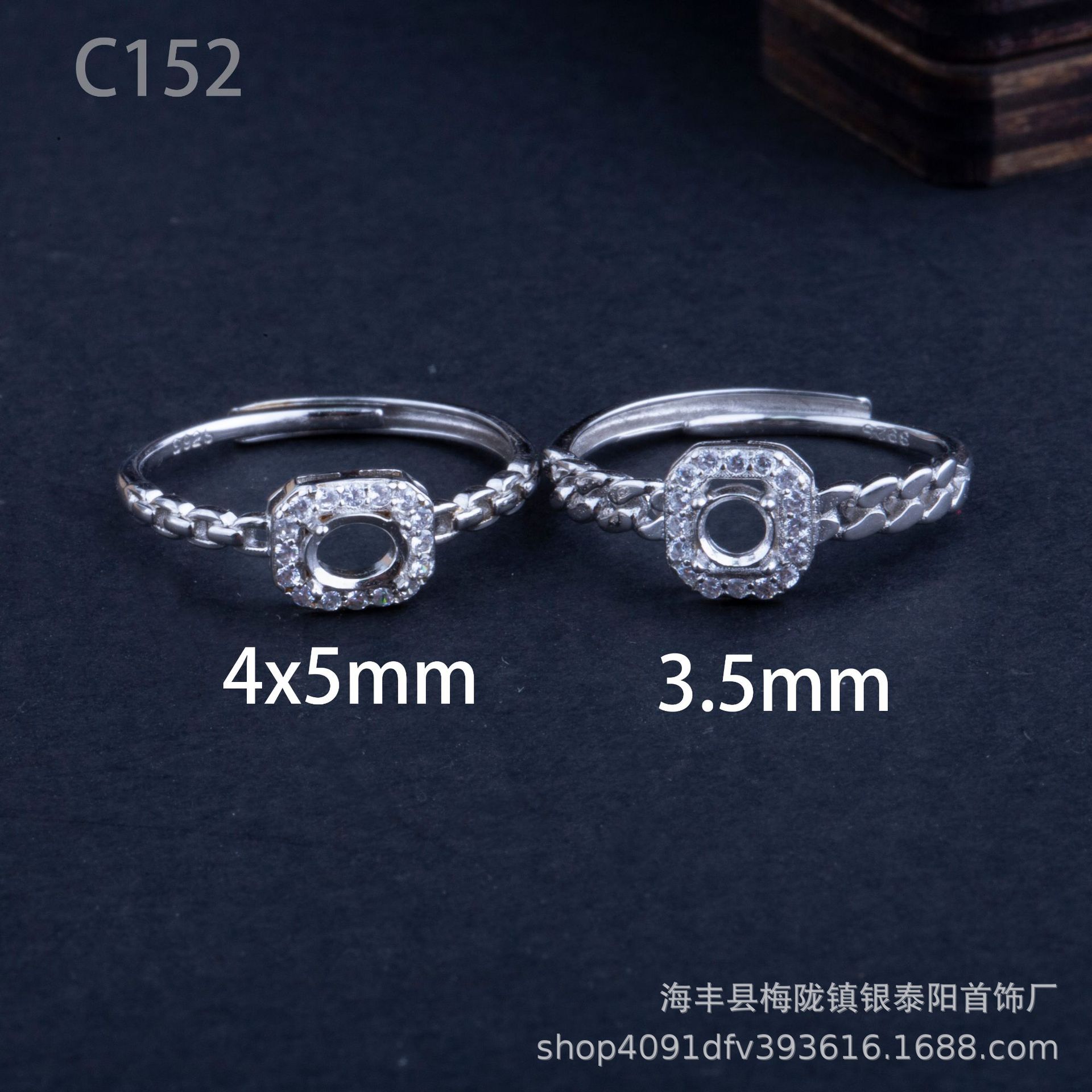 fashionable emerald wedding ring