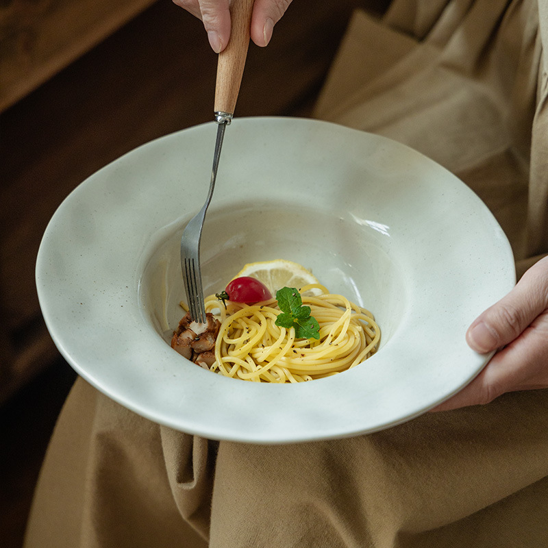 Alto valor nominal simple de color sólido de cerámica gorra de paja tazón de pasta de gran capacidad cubiertos platos platos al por mayor tazón de ensalada doméstica