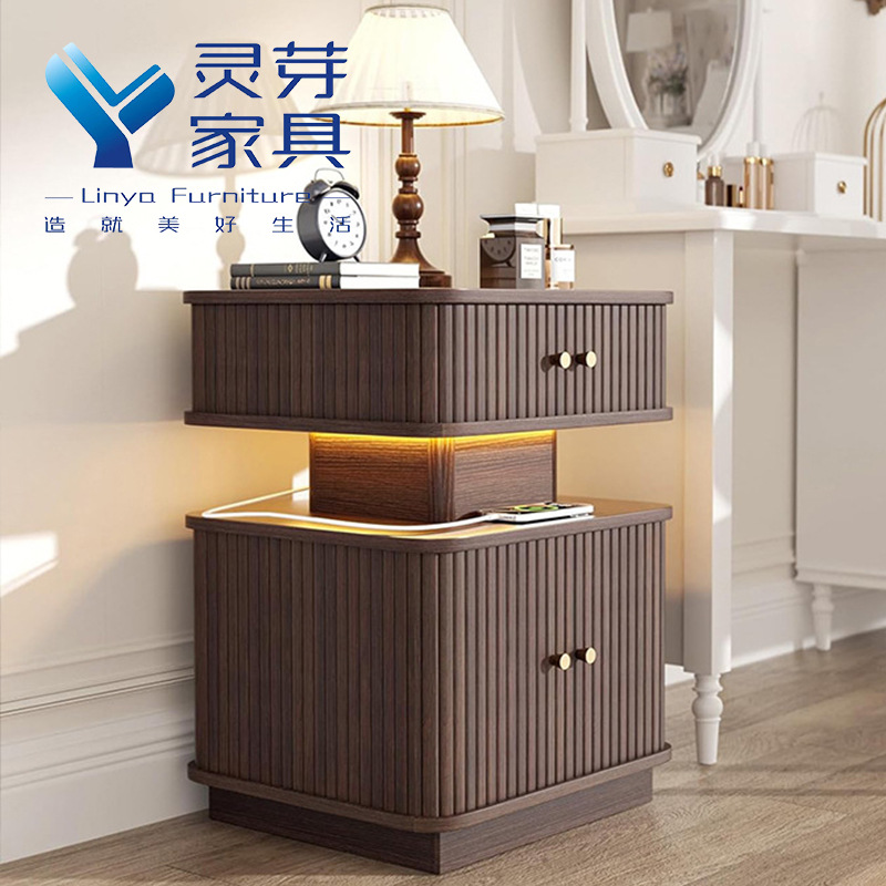 Comercio exterior transfronterizo Amazon móvil de rollo de rejilla gabinete de mesas de cabecera de cama sala de estar simple sofá lado de varias mesas de almacenamiento