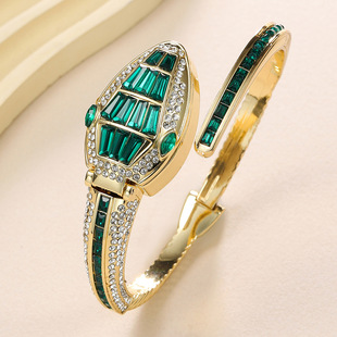 26���¿����Q������Ůʿ���C���F؛ʯӢ�����l�������C�����l�S��