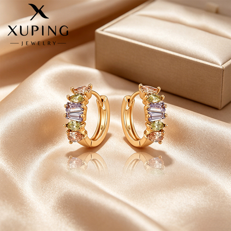 Xuping simple estilo retro incrustado de color artificial gemas auriculares de moda ligera lujosa aretes auriculares al por mayor mujeres