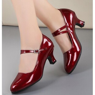 ����Ů�ַ���Ħ���赸Ь�����҃���ë��ţ��׏V����Ь��������