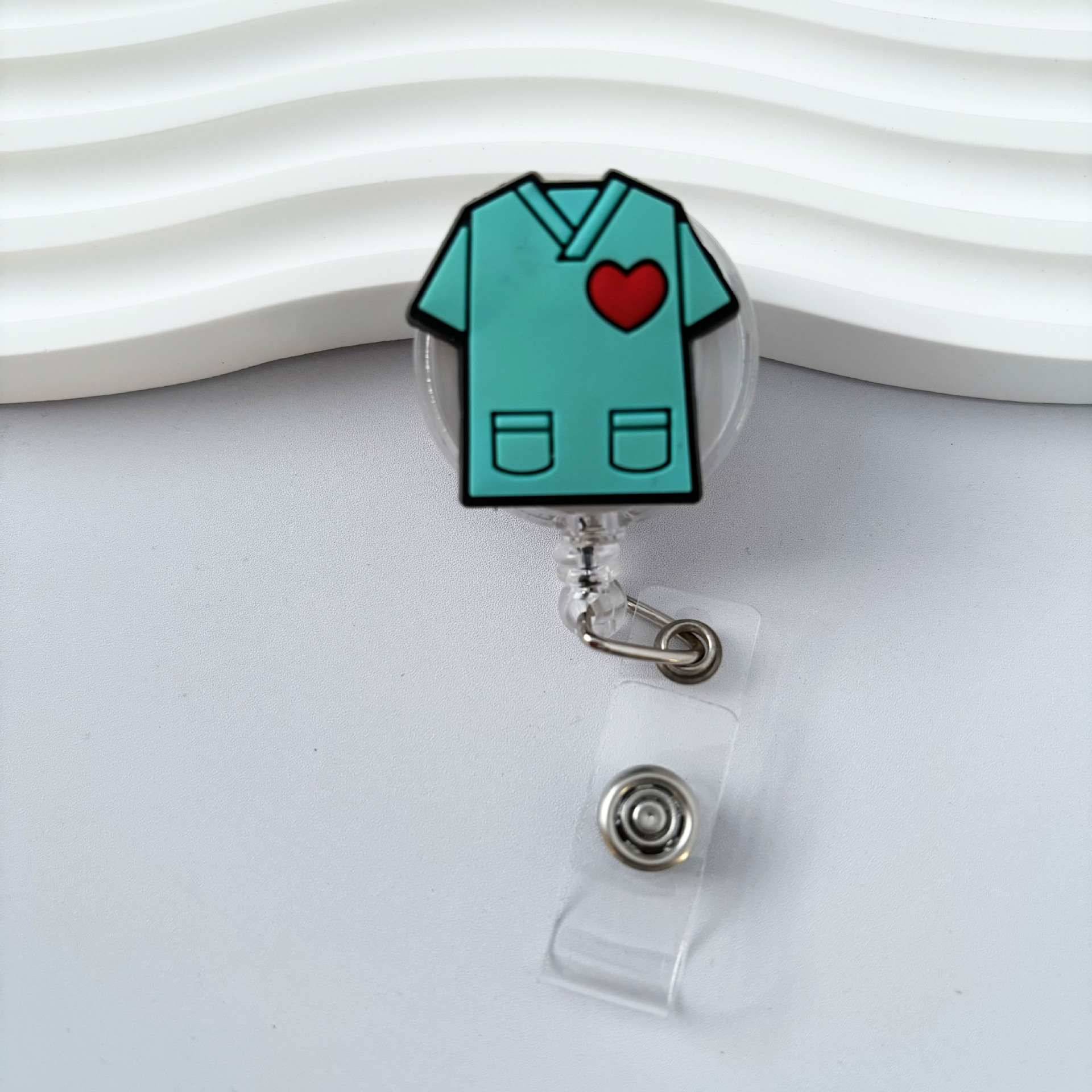 Enfermería placa de pecho botón insignia botón retráctil fácil de tirar de la marca de personal lindo certificado botón de colgante botón dibujos animados botón fácil de tirar