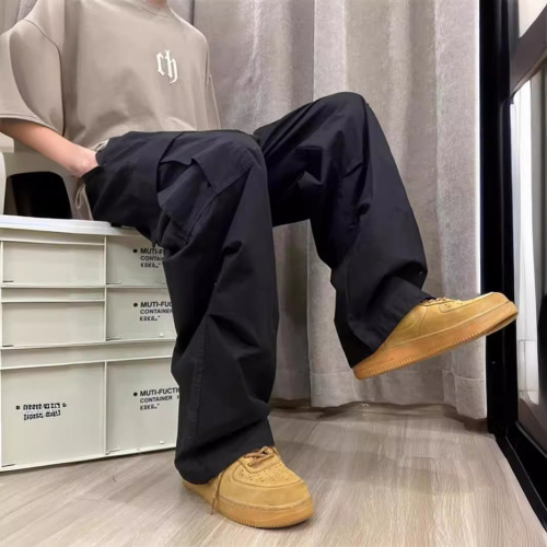 American-style cargo pants for men, spring/summer edition—Japanese retro-inspired streetwear brand, casual straight-leg long pants perfect for taller figures.
