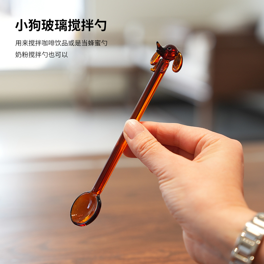 Cuchara de café de perro creativa encantadora cuchara de vidrio de colores encantadora cuchara de helado de postre cuchara de café batida