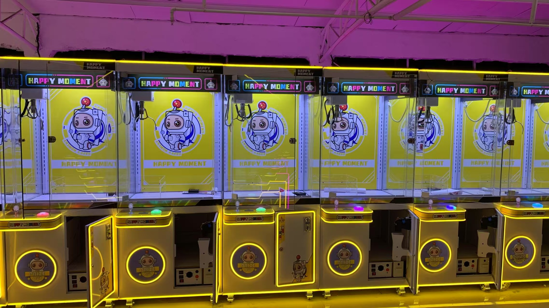 2025 nueva máquina de muñeca comercial transfronteriza pequeña máquina de muñeca de papel moneda pequeña máquina de muñeca de clip de garra al por mayor se puede exportar personalizada