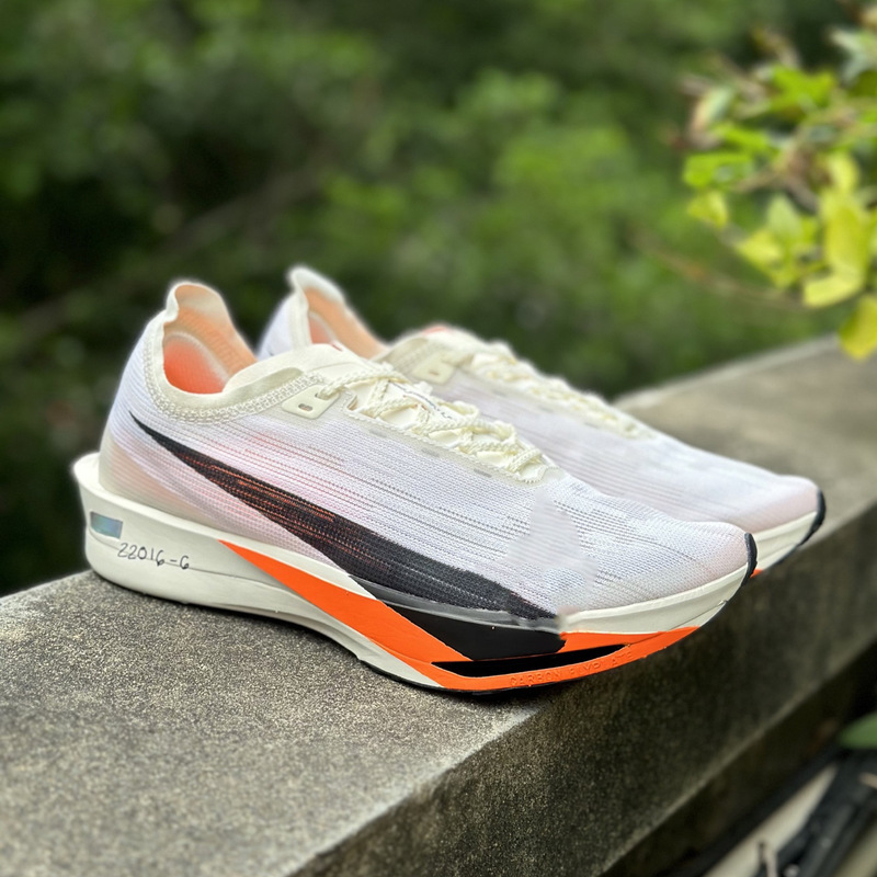 Pure Original Streakfly 2 Running Shoes Mesh Marathon Light Carbon Sports Shoes Casual Shoes Original Label Branded