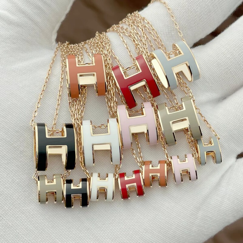 High Version H Family H Letter Precision Cnc Titanium Steel Non-Fading Clavicle Chain 18K Rose Gold High Version H Family H Letter Precision Cnc Titanium Steel Non-Fading Clavicle Chain 18K Rose Gold