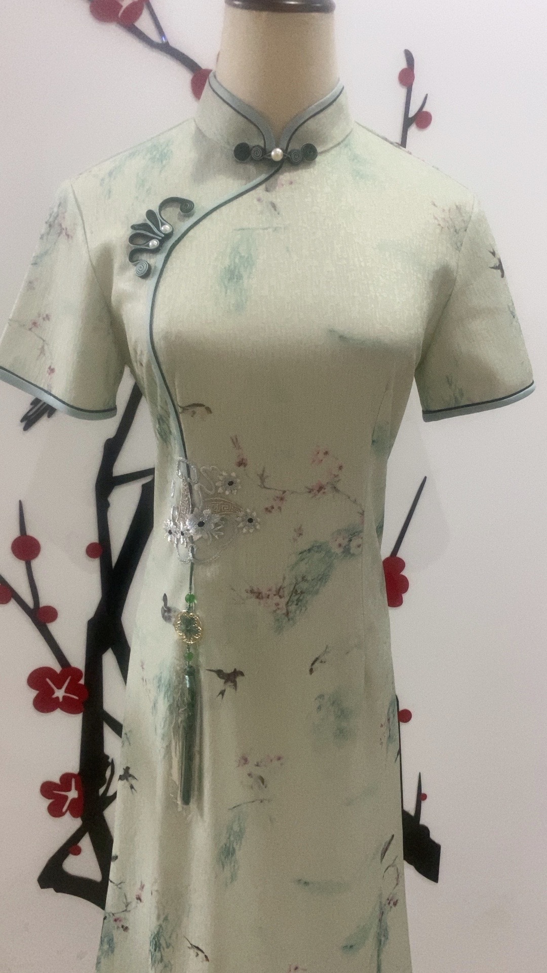 Linxiang Man 2024 new improved A version of embroidery gentle and…