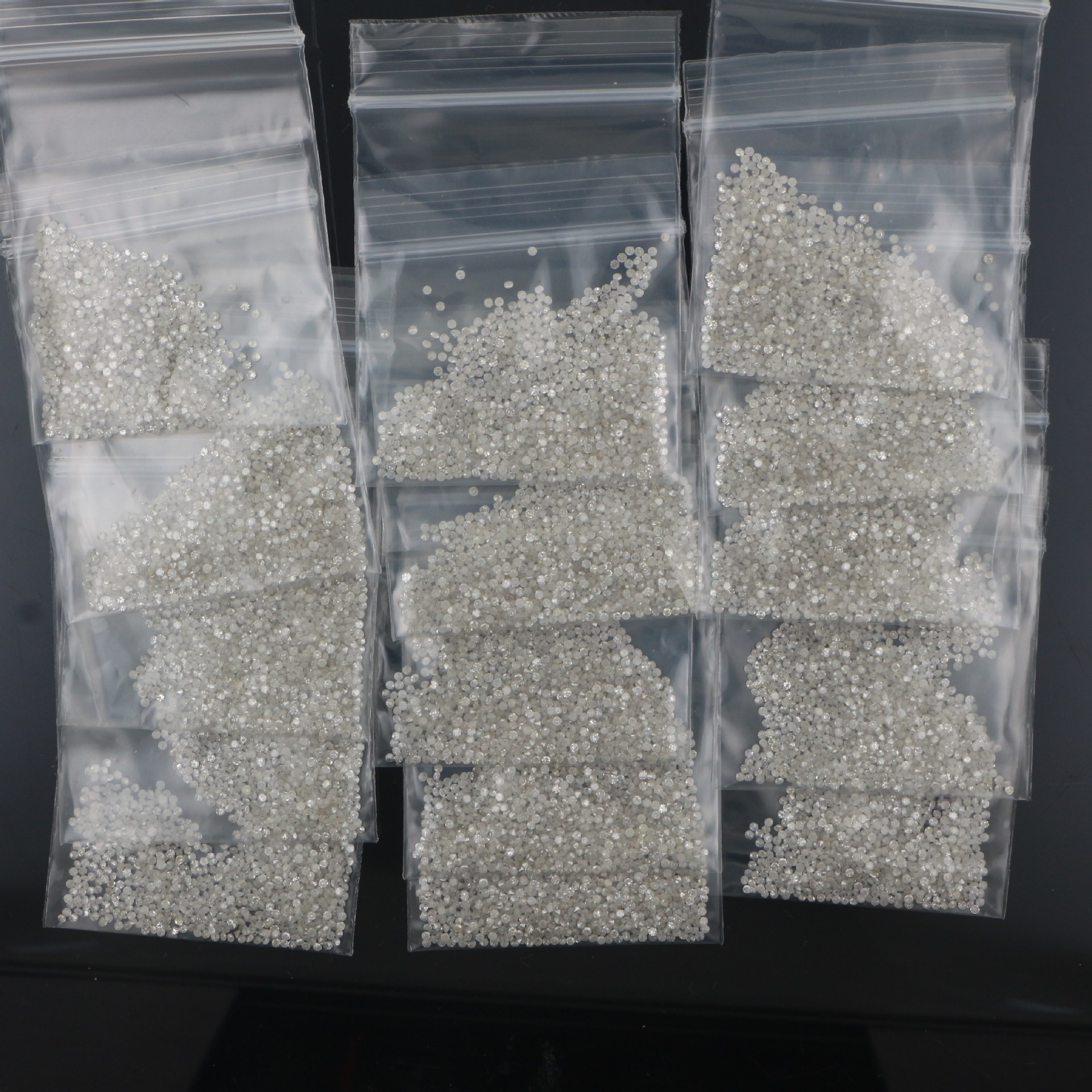 Natural South African Diamond Loose Stones Pk Crushed Diamonds 0.9-1.4mm for Inlaying Ring Face Watches Direct Supply from India Source