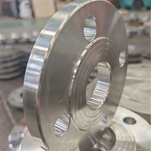 �S�ҬF؛̼䓰�ʽƽ�����m��ڏ���\ƽ�巨�mRF�P���m��