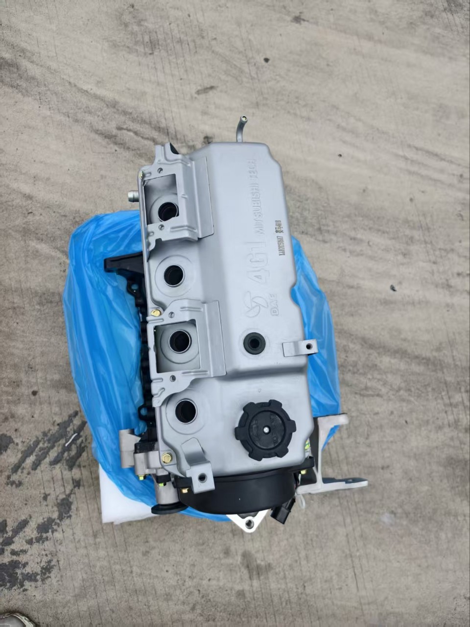 High-Quality 4g18 Engine 1.6L Suitable for Mitsubishi Lingshi / Zotye / Saima