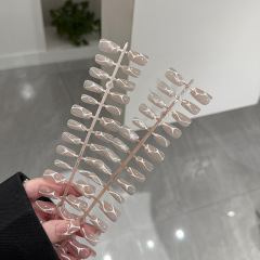 预制甲未来感猫眼精品穿戴美甲短方线条小众显白新款30片假指甲贴