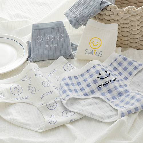 Japanese-style checkered underwear for women, pure cotton crotch breathable girl's pants head, waist girl student ladies' triangle pants wholesale 