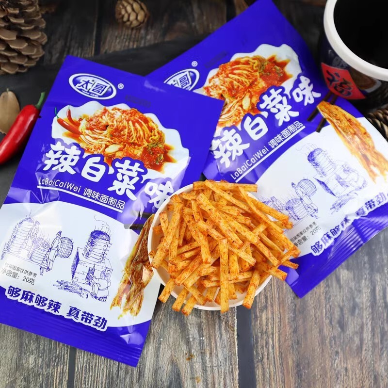 太哥辣白菜味辣条儿时经典怀旧麻辣丝网红解馋零食品校园五毛小吃|undefined