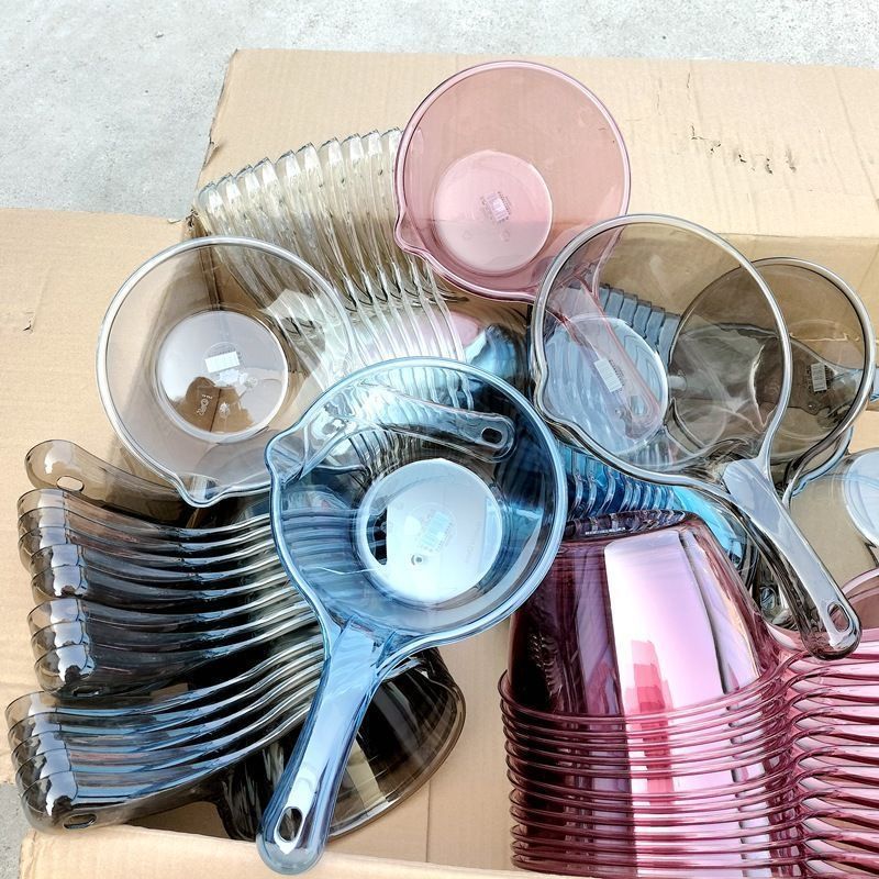 Big transparent plastic water ladle for home use