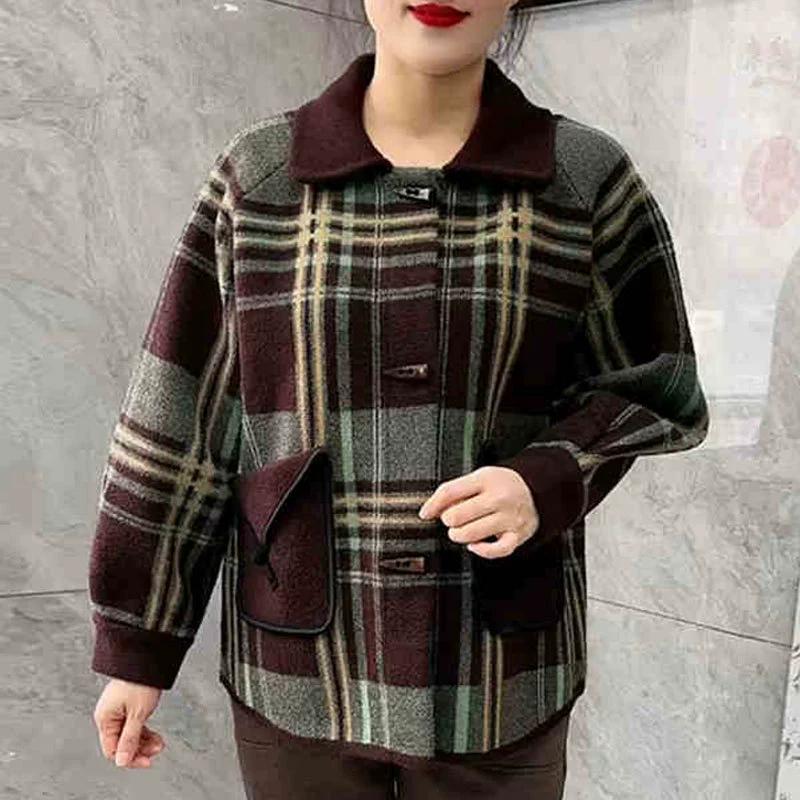 Мама одевается осенью и зимой новое шерстяное пальто модного среднего и пожилого возраста с отворотами иностранные топы благородный кардиган клетчатая одежда