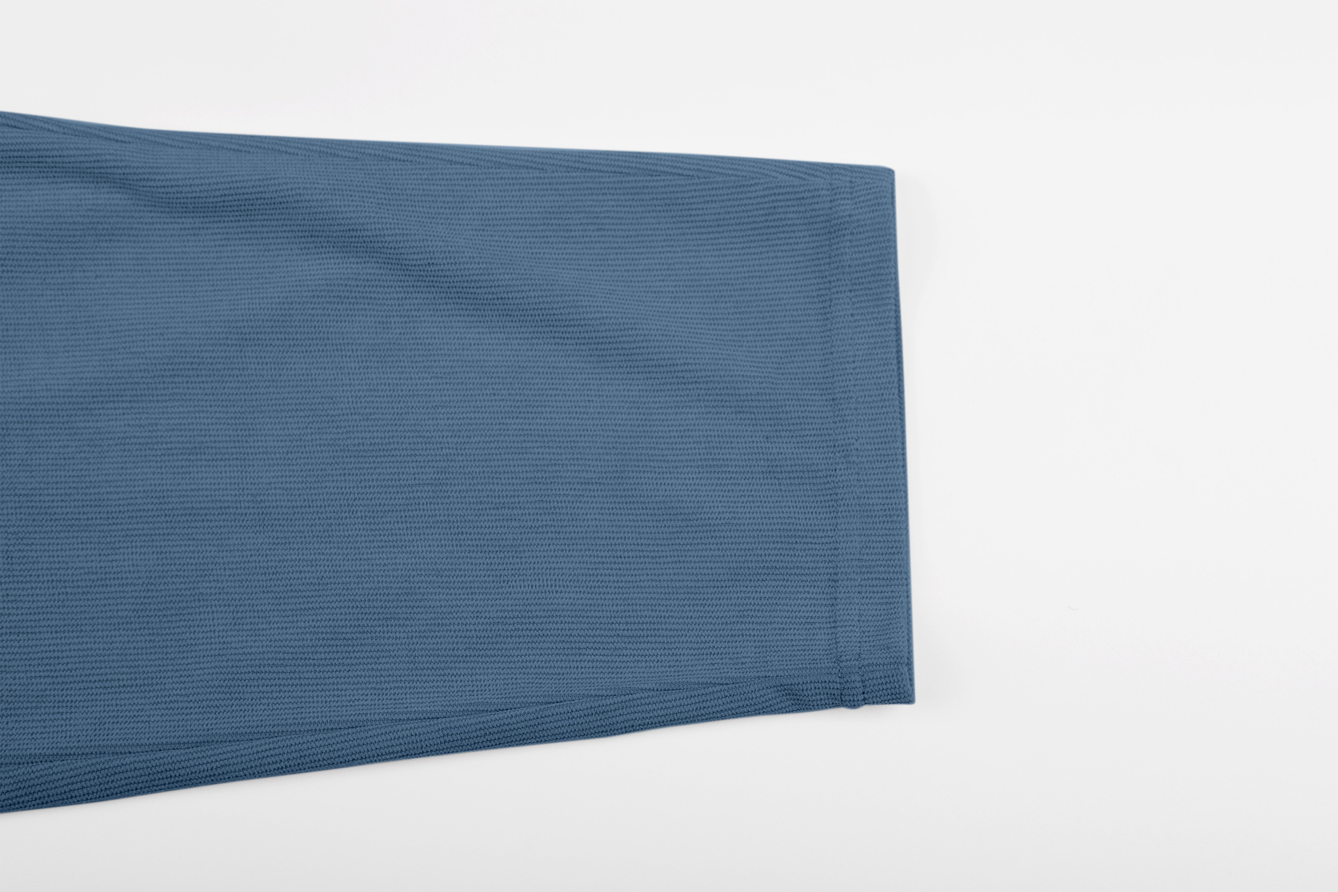 Set polo e pantaloni in velluto a coste per uomo estate_voghion.com