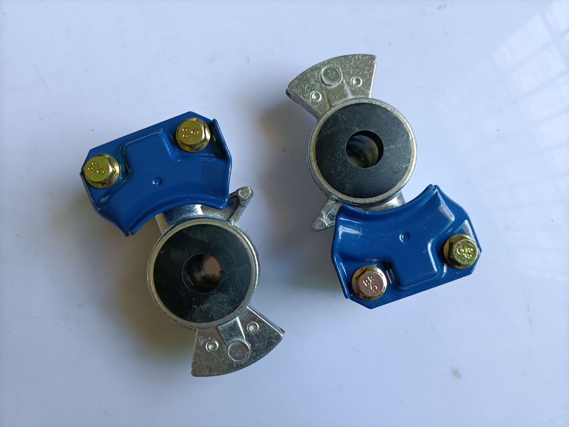 62B16A2E09E4EB9661490777E38413