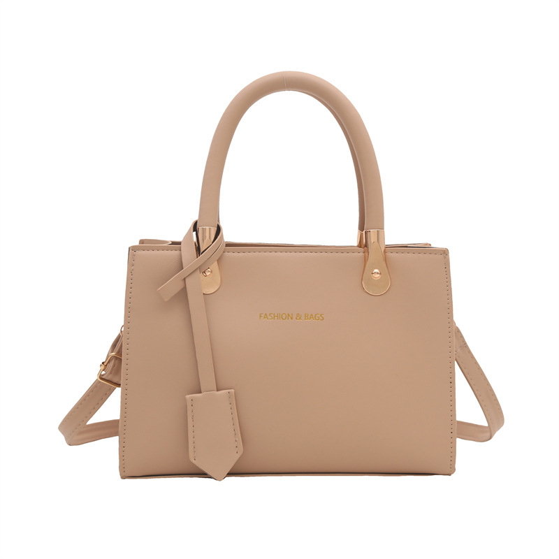 Bolso de mano para mujeres 2024 nueva moda de invierno para viajar bolso cuadrado bolso especial de aire extranjero bolso de hombro simple de viento