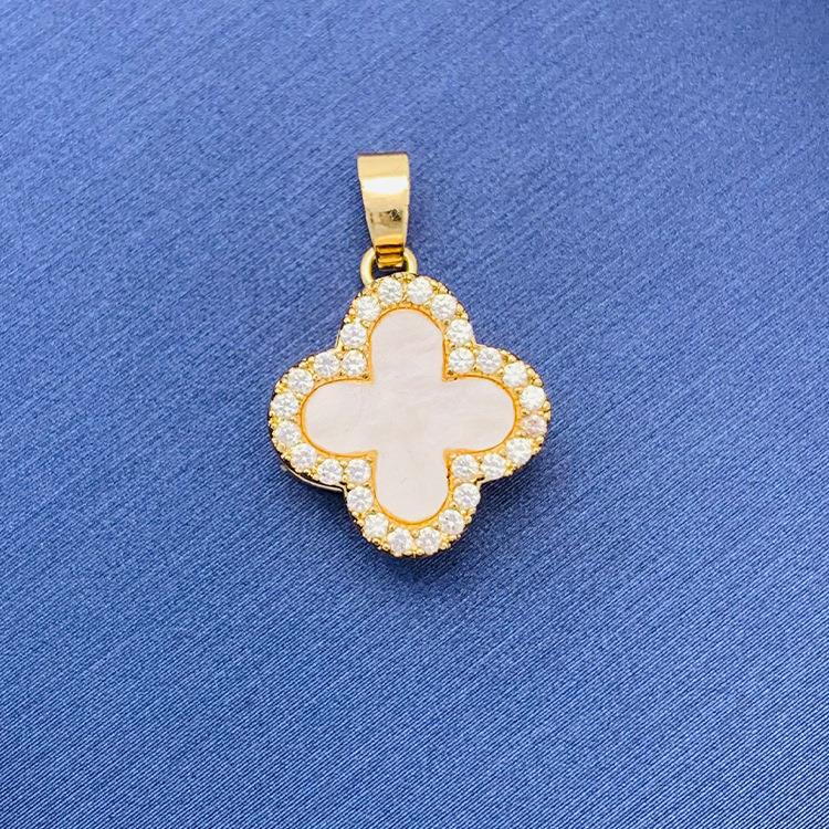 2022 nuevo trébol giratorio simple cien colgante fuente joyería fábrica al por mayor directa sin cadena