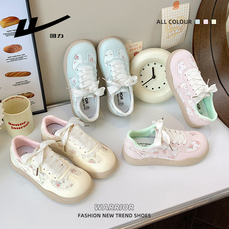 Baja fuerza de retroalimentación, zapatos de entrenamiento literario cómodos, flores de encaje, zapatos casuales frescos, ligeros, estilo universitario, zapatos de sola gruesa para mujeres