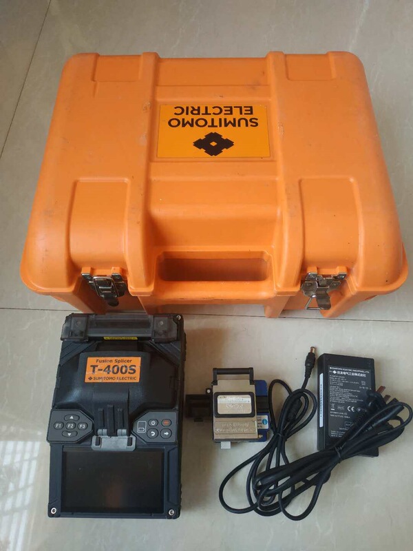 Suitable for Sumitomo T400S Four-Motor Fiber Optic Fusion Splicer T-400S Fusion Splicer Suitable for Sumitomo T400S Four-Motor Fiber Optic Fusion Splicer T-400S Fusion Splicer