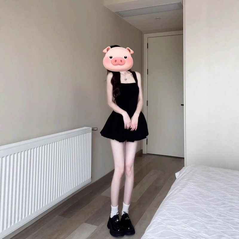 Slim Square-Neck Sleeveless Puffy Dress, Waist-Cinching Short Skirt, Hot Girl Princess French Style Inner Hepburn Little Black Dress