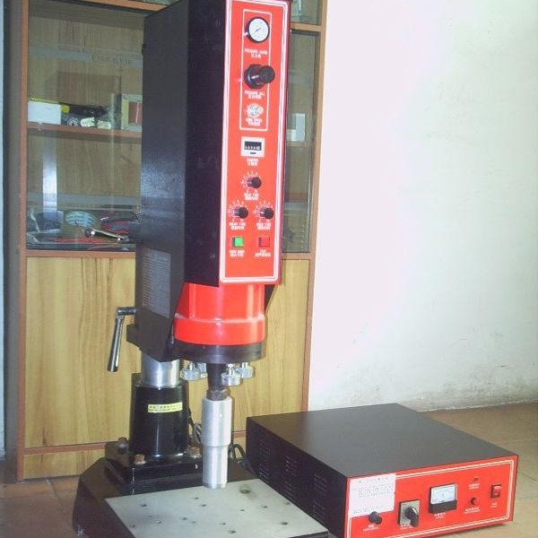 ���ҹ�Ӧ�����Ƴ�������  20K�����������Ͱ�װ�����е�豸