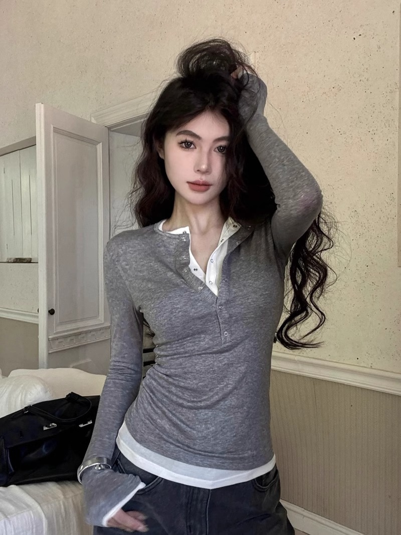 회색