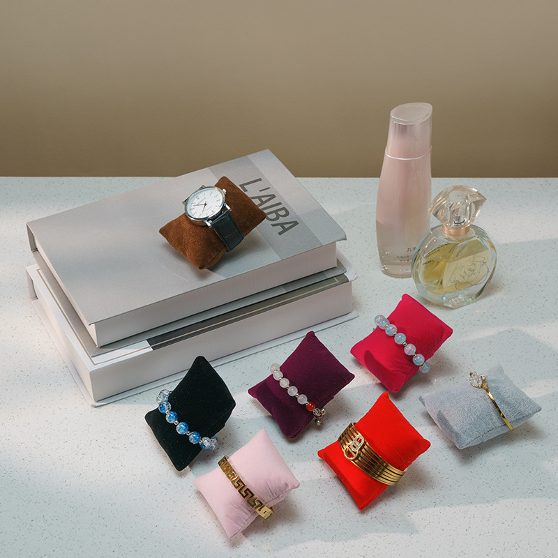 优质绒面小枕头手表手链收纳道具饰品展示珠宝首饰展示拍照道具