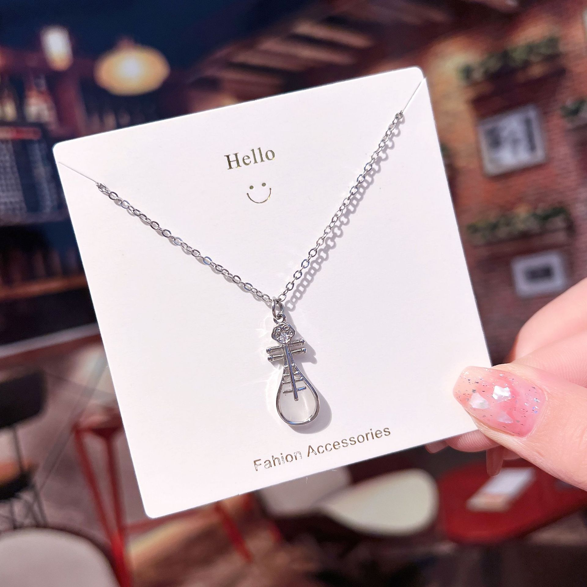 Fashion Crown Shell Titanium Steel Inlay Artificial Pearls Zircon Pendant Necklace 1 Piece