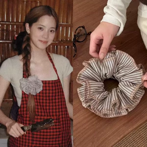 Ouyang Nana's same style coffee striped scrunchie for women, high-end hair accessory, high ponytail hair tie, bun elastic band