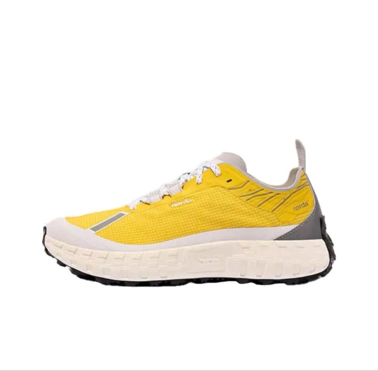 Norda001 amarillo y blanco