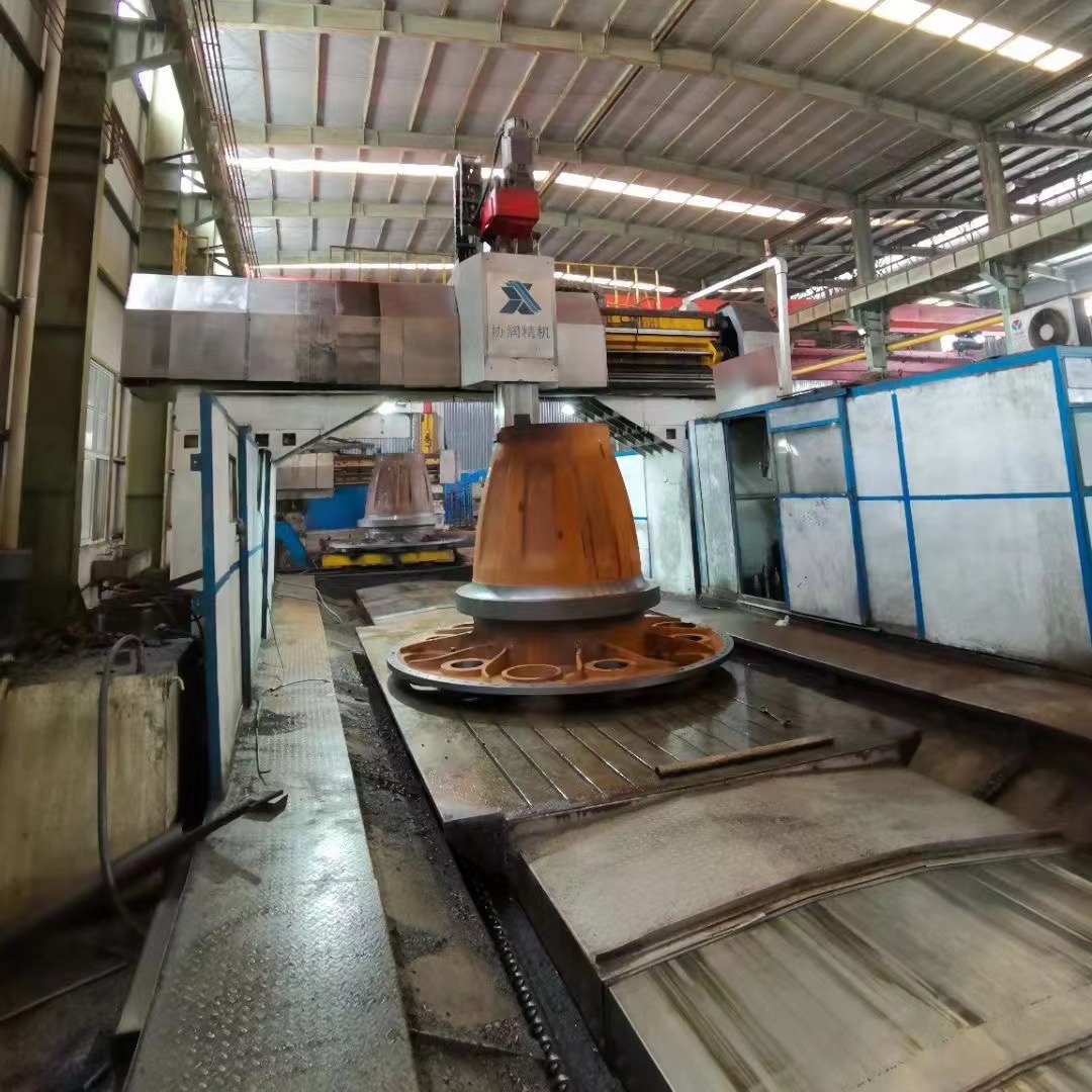 出售：龙门式数控镗铣，中捷数控铣，柜架压机，落地镗，卧加