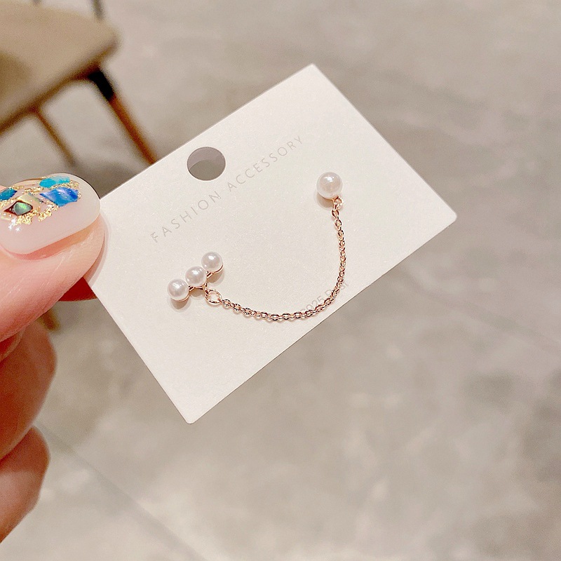Korean Personalized Integrated Chain Pearl Earrings display picture 8