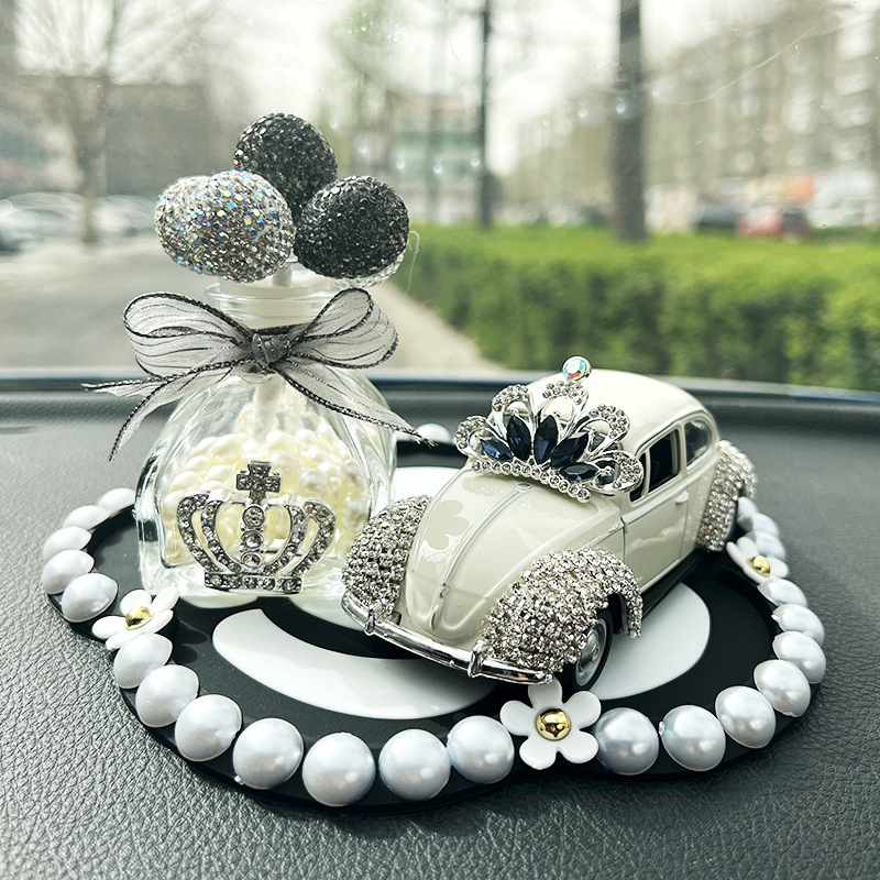 Aromaterapia de coche, lujo ligero duradero, decoración de coche de la diosa, decoración de coche, consola central, personalidad, perfume creativo