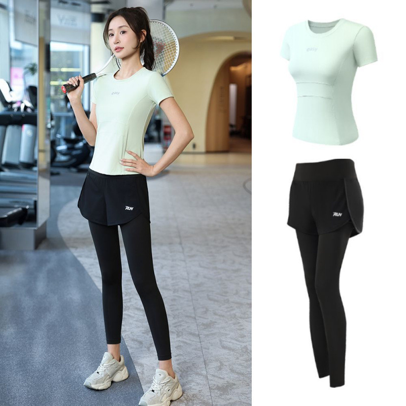 Trajes de yoga para mujeres de verano ropa deportiva suelta rápida ropa seca para correr trajes de mujeres de la mañana comercio al por mayor