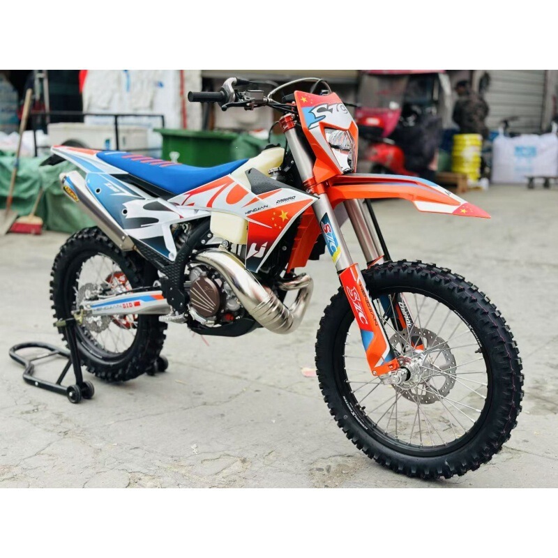 Negotiable. Hengjian S7 Z300 2T 300CC off-road motorcycle for trails and tracks Negotiable. Hengjian S7 Z300 2T 300CC off-road motorcycle for trails and tracks