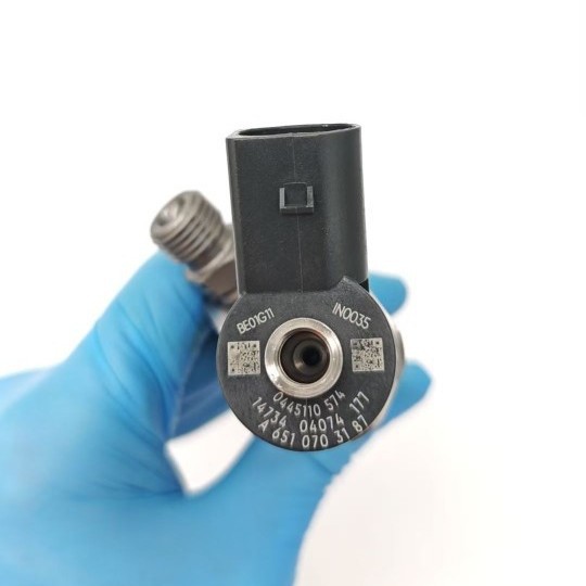 0445110574喷油器总成A6510703187适用于奔驰W447G