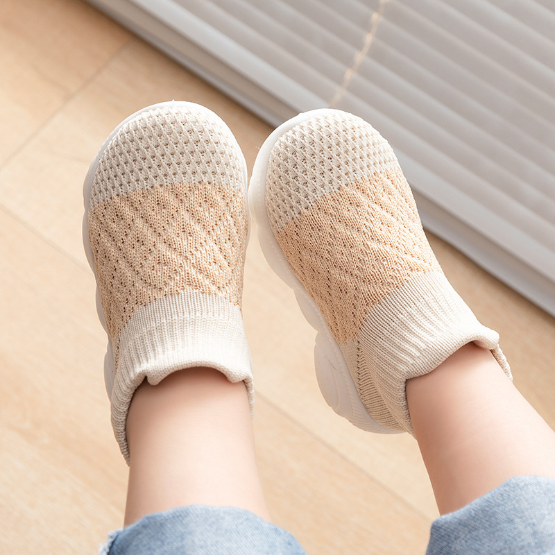 Zapatos para niños zapatos para bebés de mallas sólidas suela suave para bebés transpirables y cómodos