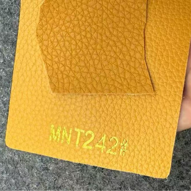 头层牛皮 皮革皮料 牛皮面料 整张牛皮 植鞣皮 变色油皮 油蜡真皮