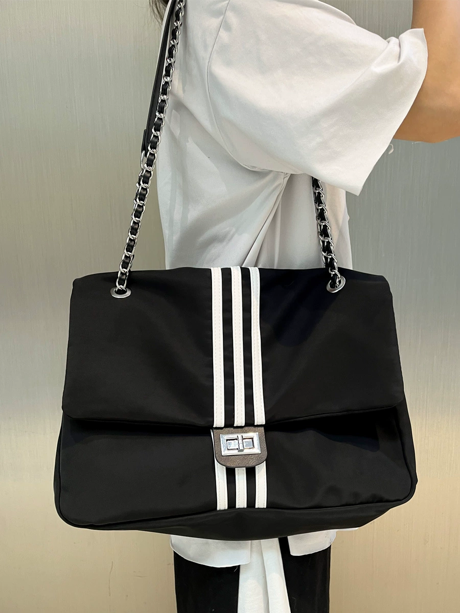 Capacious nylon one-shoulder bag, high-quality style, chain bag