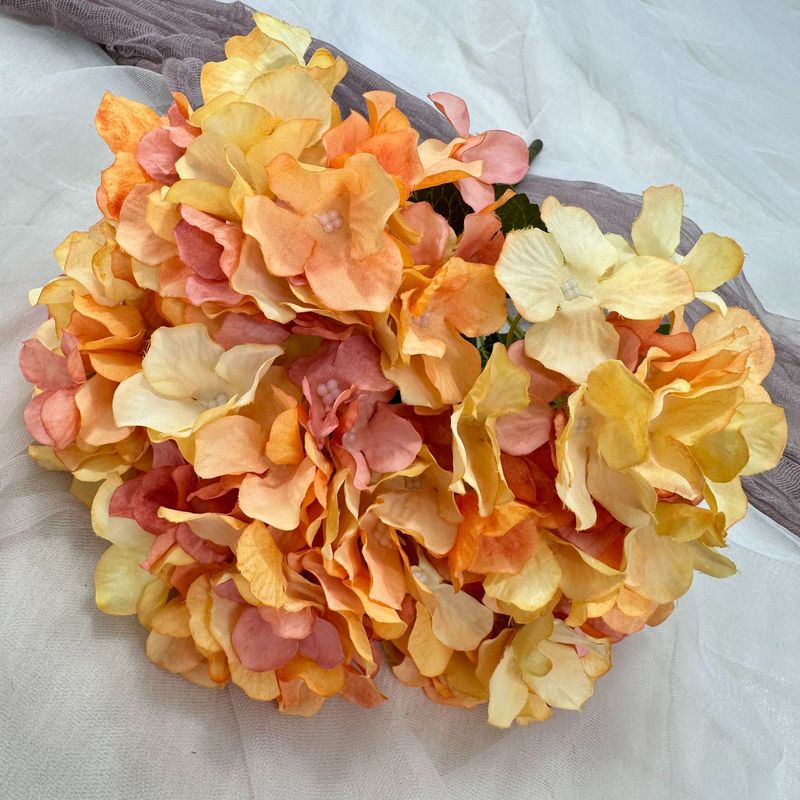 5頭の秋色のイギリス式のアジサイの結婚祝いの道は花の材料の講堂のデパートの花の壁の布の景の家の偽の花の置物を飾ります。|undefined