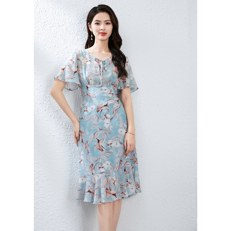 Silk Dress with a High-End Feel, New Style, Elegant and Flowy for Summer, Mid-Length, Waist-Cinching, Suitable for Petite Figures