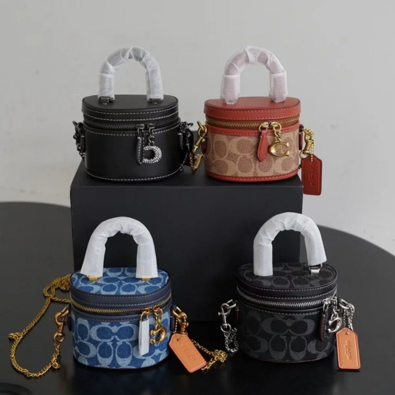 Coach üslubunda kiçik kvadrat çanta, zəncirli çiyin çantası