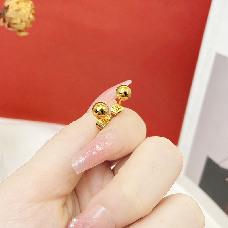 Vietnam arena oro pequeño grano redondo Stud pendientes Beanie pendientes versátil chica temperamento joyería brillante simple al por mayor