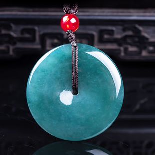 Natural A-grade jade safe buckle jade species Lao Gaobing Seiko pendant pendant jade pendant jade beauty