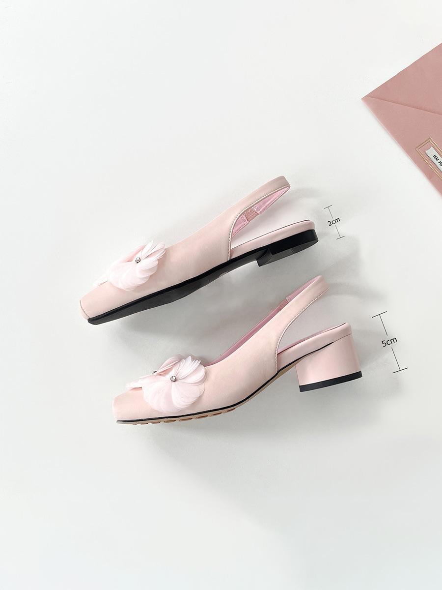 La marea no es sur ~ Zapatos con cabeza de bolso de flores para mujer, sandalias de punta cuadrada de verano, zapatos planos con cinturón de viento de hadas